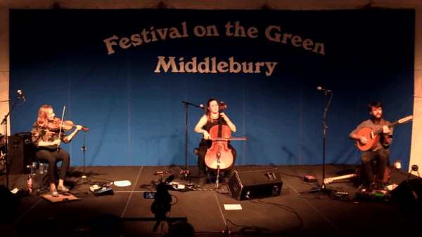 Middlebury Festival on the Green- É.T.É