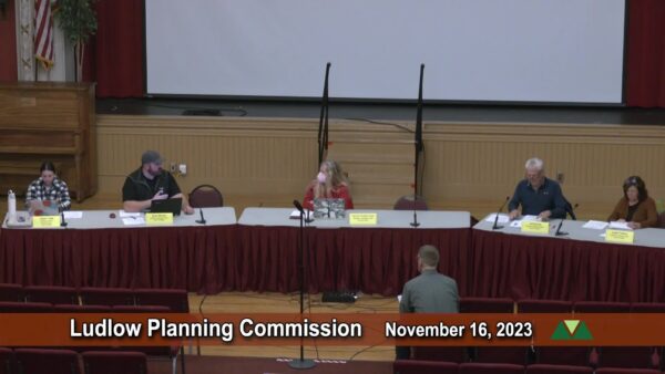 Ludlow Planning Coms. Village Zoning & Flood Hazard Regs. 11/16