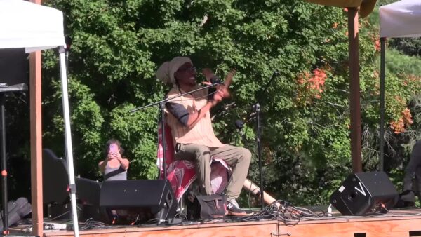 Plymouth Folk & Blues- Mikahely