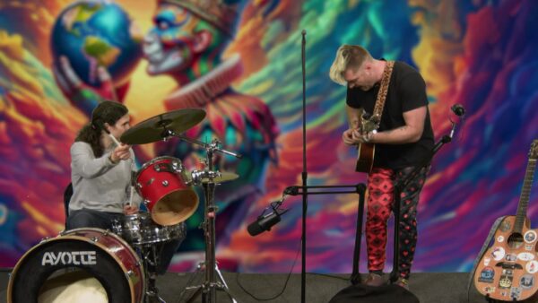 The Tasty Twist w/ Sammy B- Fool & the World